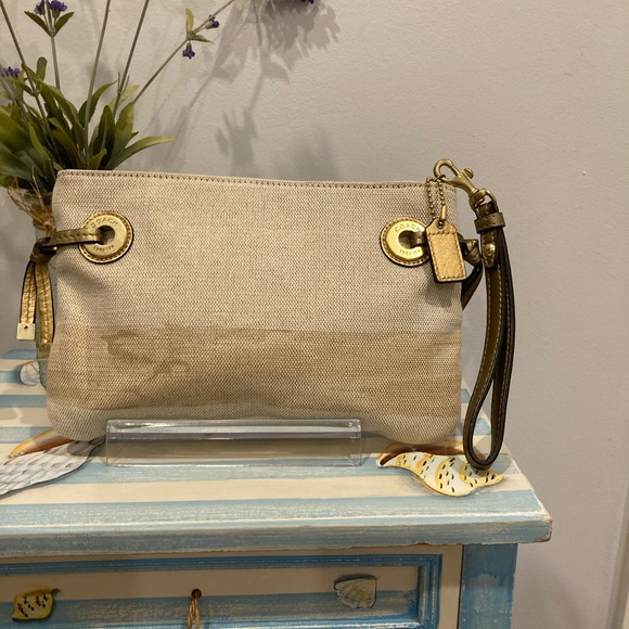 Coach Audrey Starfish Canvas Clutch/Wristlet - Picture 3 of 13